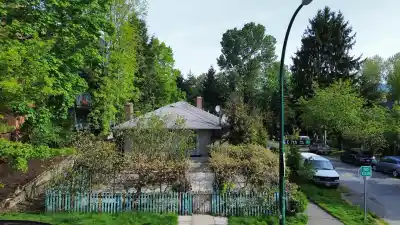 1385 E 7TH AVENUE, Vancouver BC V5N 1R6