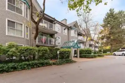 212 15130 108 AVENUE, Surrey BC V3R 0T4