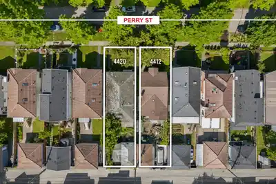 4412 PERRY STREET, Vancouver BC V5N 3X5