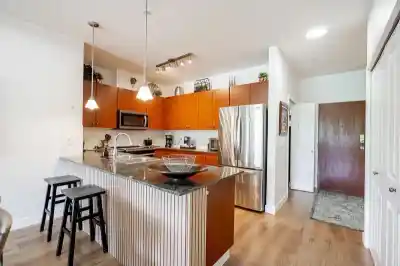 315 10180 153 STREET, Surrey BC V3R 0B5