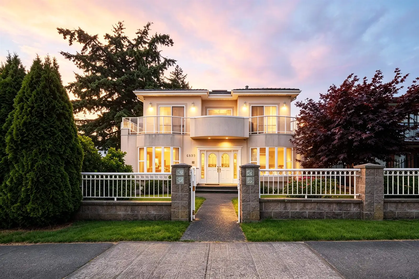 6899 FLEMING STREET, Vancouver BC V5P 3H4