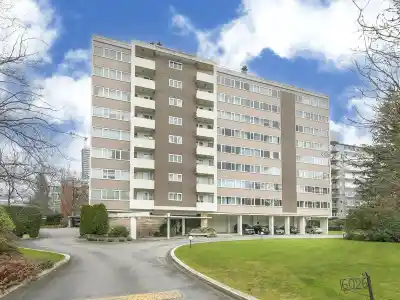 204 6026 TISDALL STREET, Vancouver BC V5Z 3N2