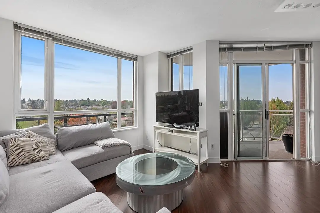 623 4078 KNIGHT STREET, Vancouver BC V5N 5Y9