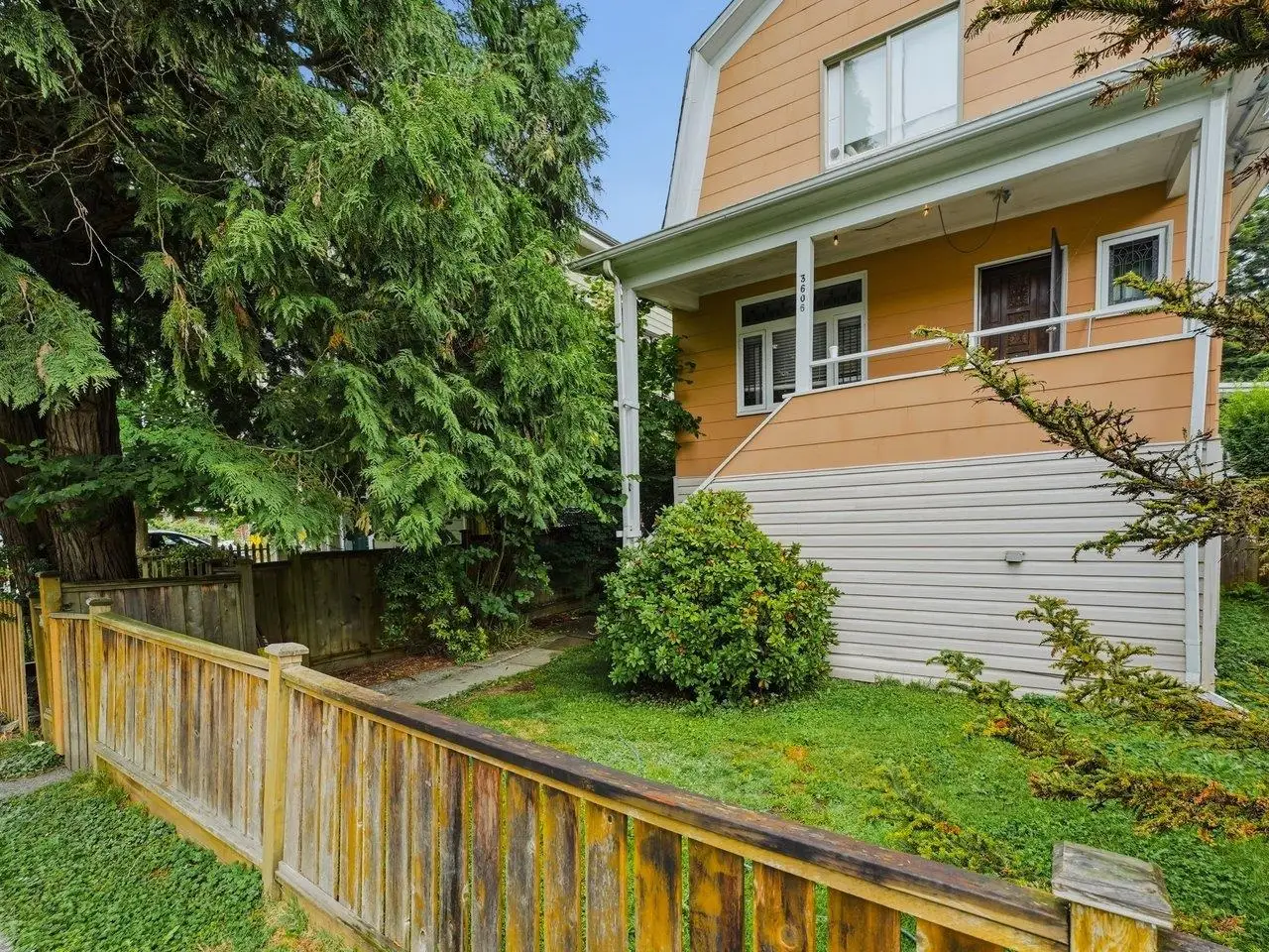 3606 CAROLINA STREET, Vancouver BC V5V 4B4