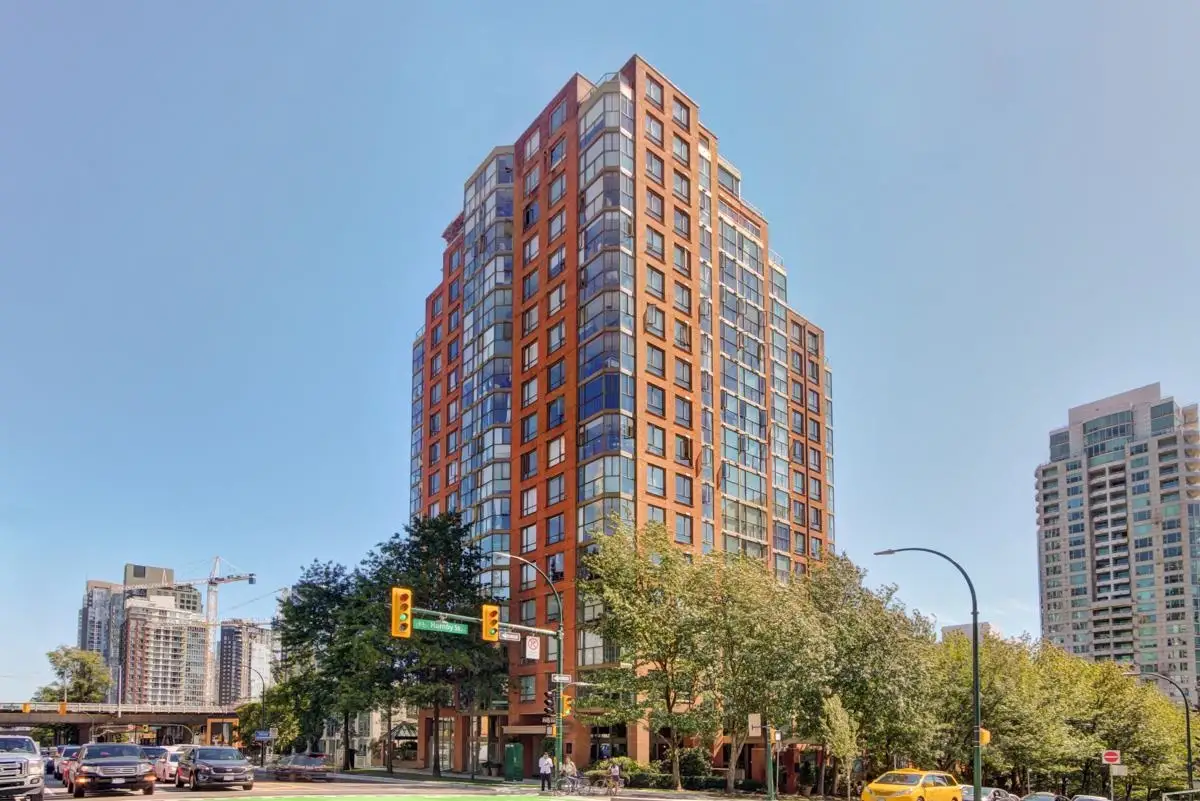 1007 888 PACIFIC STREET, Vancouver BC V6Z 2S6