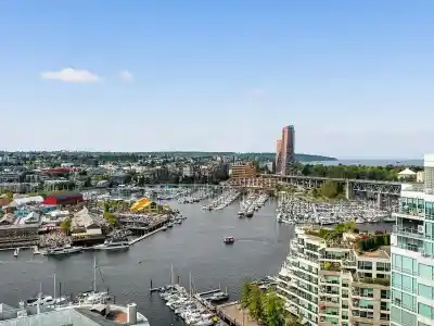 2106 1500 HOWE STREET, Vancouver BC V6Z 2N1