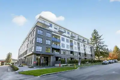 512 14778 106 AVENUE, Surrey BC V3R 5Y1