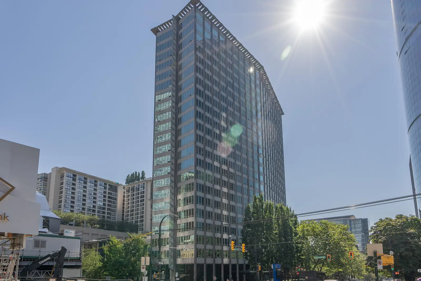 902 989 NELSON STREET, Vancouver BC V6Z 2S1