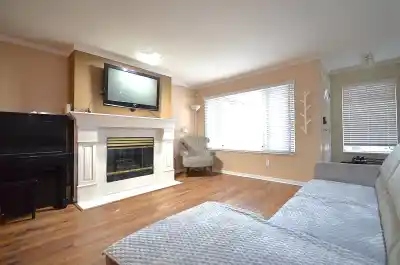 108 10308 155A STREET, Surrey BC V3R 4K5