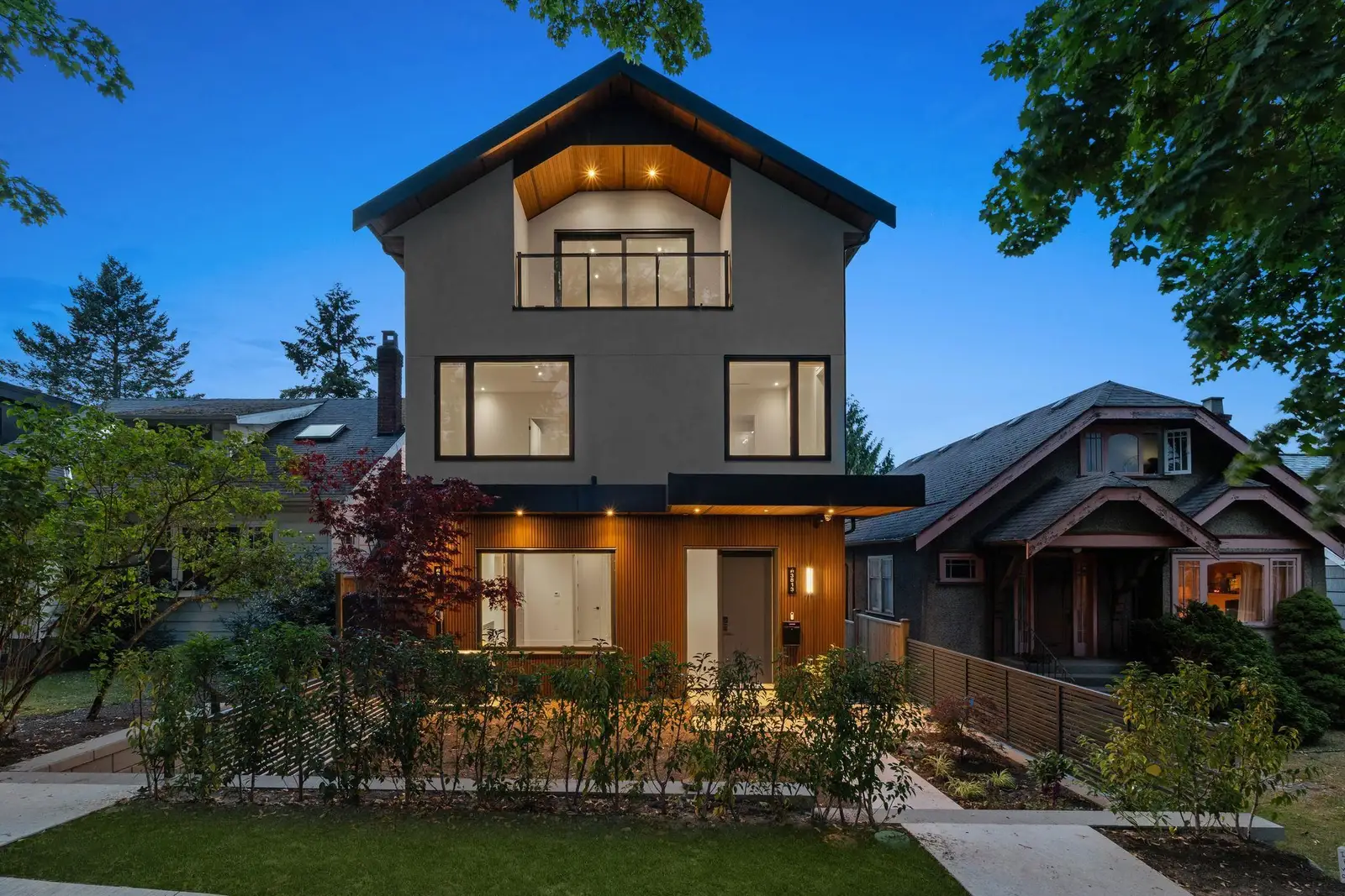 1 3813 W 16TH AVENUE, Vancouver BC V6R 3C3