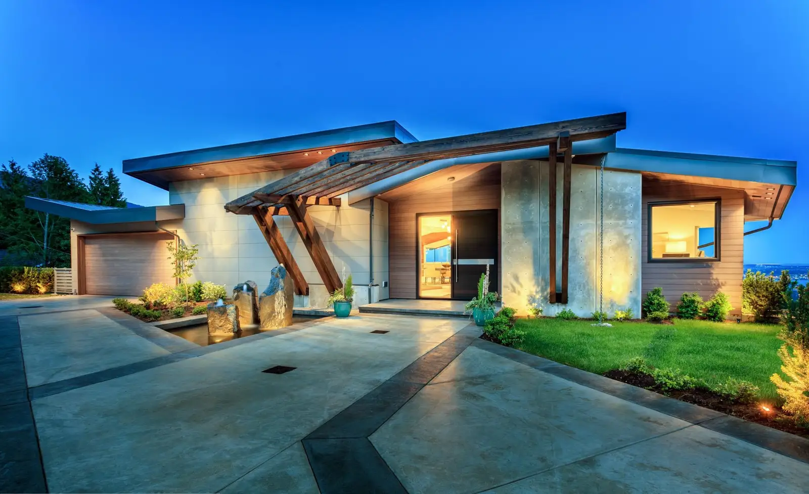 1060 CRESTLINE ROAD, West Vancouver BC V7S 2E2