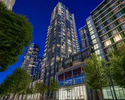PH02 1283 HOWE STREET, Vancouver BC V6Z 0E3