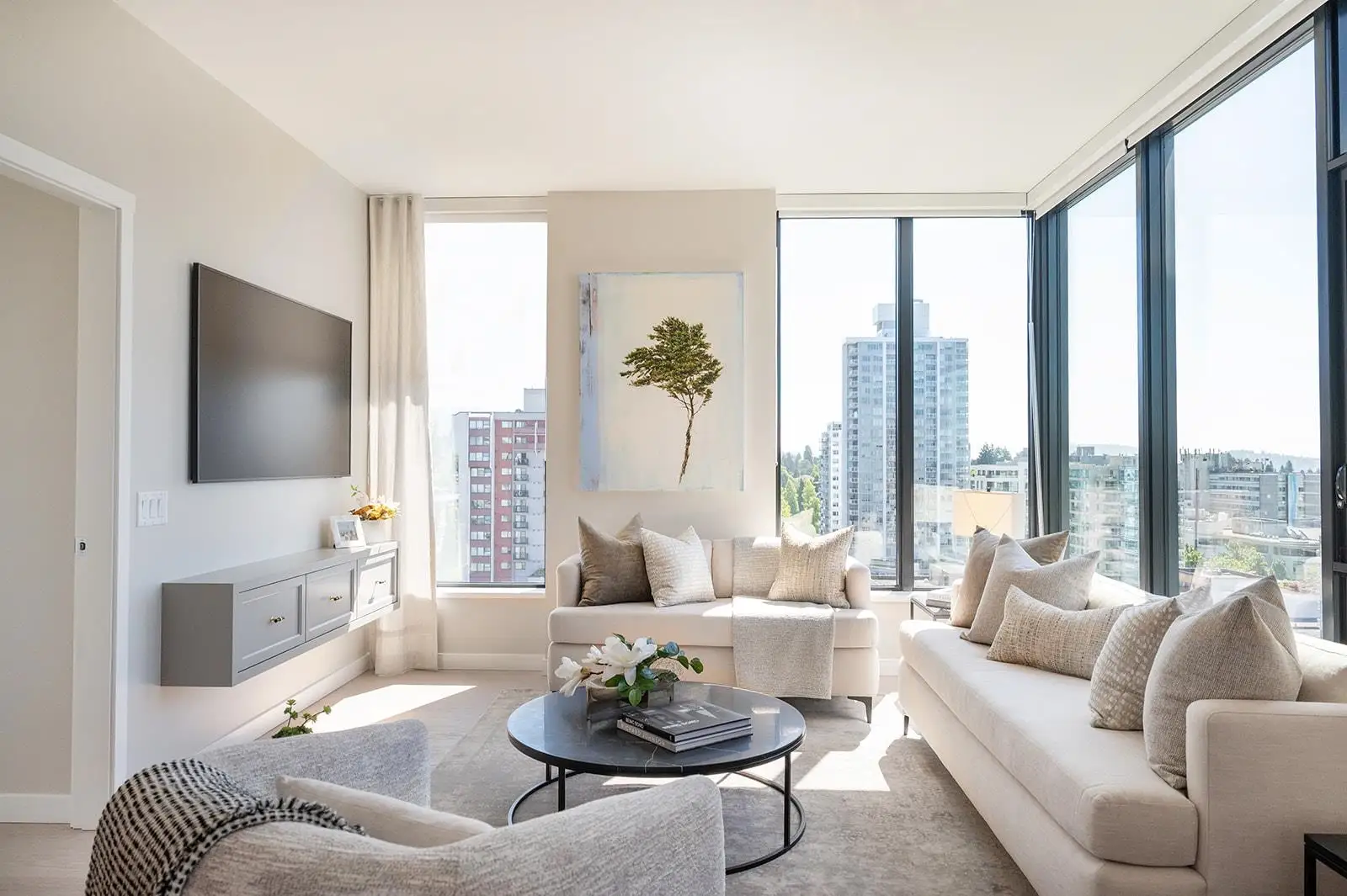 1405 128 W 15TH STREET, North Vancouver BC V7M 1R5