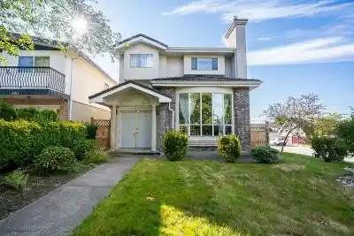 4803 FLEMING STREET, Vancouver BC V5N 3W7
