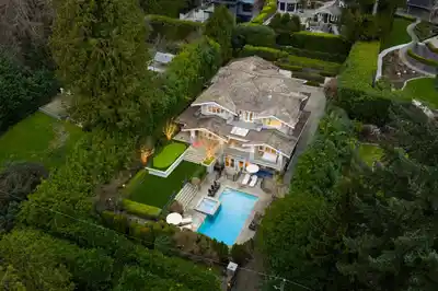 2955 ROSEBERY AVENUE, West Vancouver BC V7V 3A5