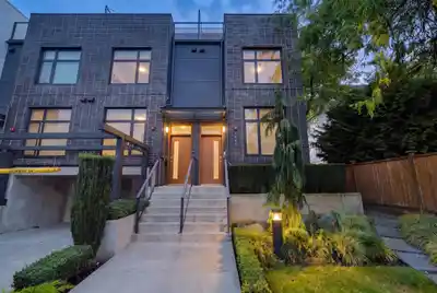 1880 E GEORGIA STREET, Vancouver BC V5L 2B6