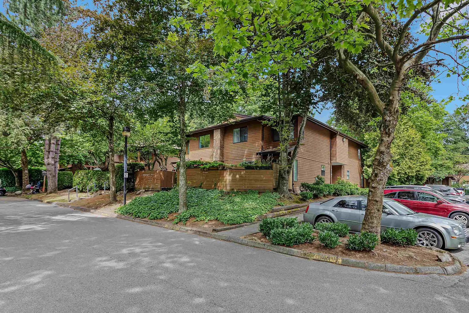 712 10620 150 STREET, Surrey BC V3R 7S1