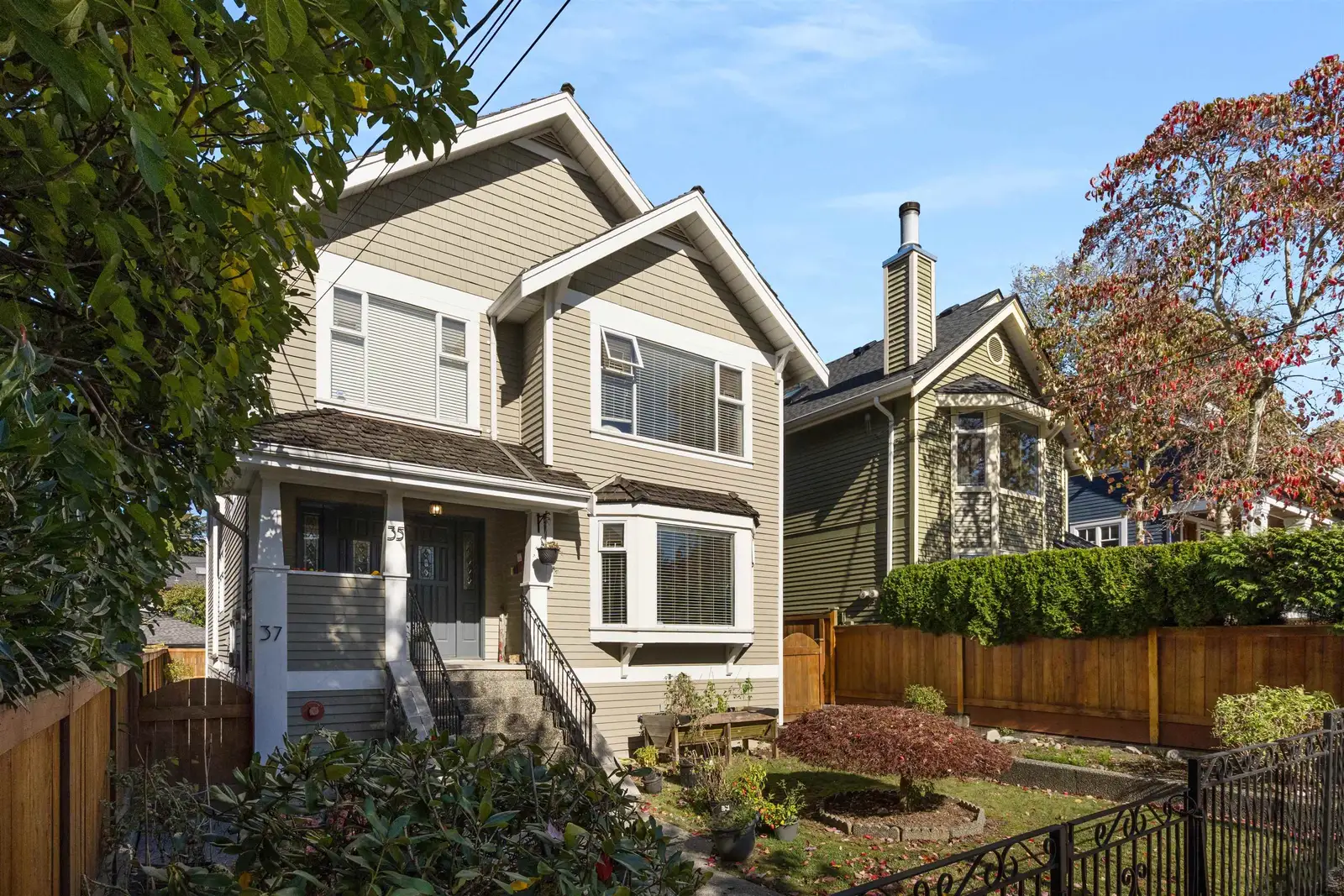 35 W 15TH AVENUE, Vancouver BC V5Y 1X7