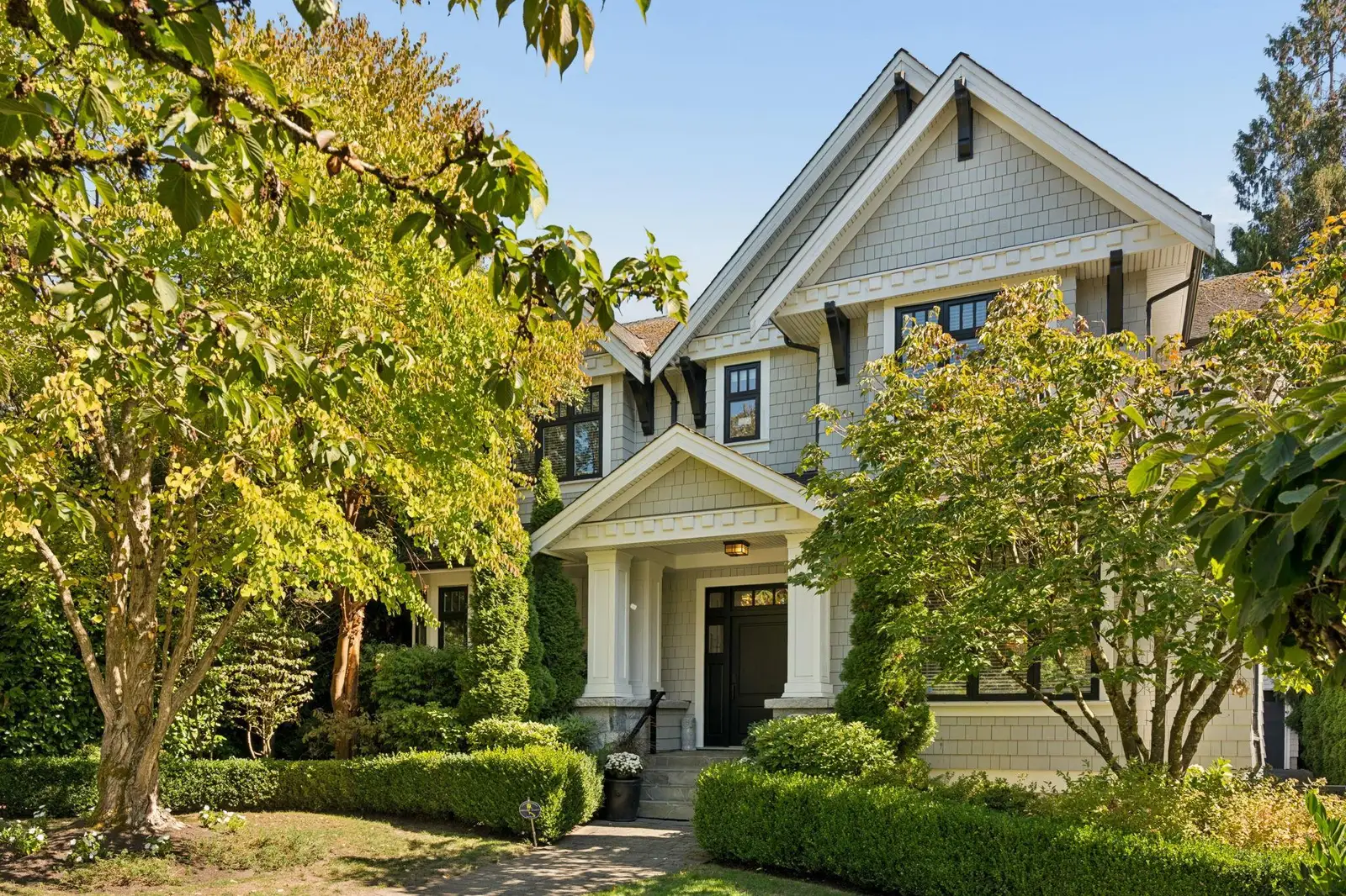 5562 CROWN STREET, Vancouver BC V6N 2B5