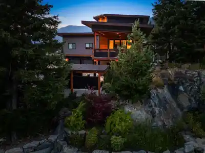 7456 DOGWOOD STREET, Pemberton BC V0N 0A7
