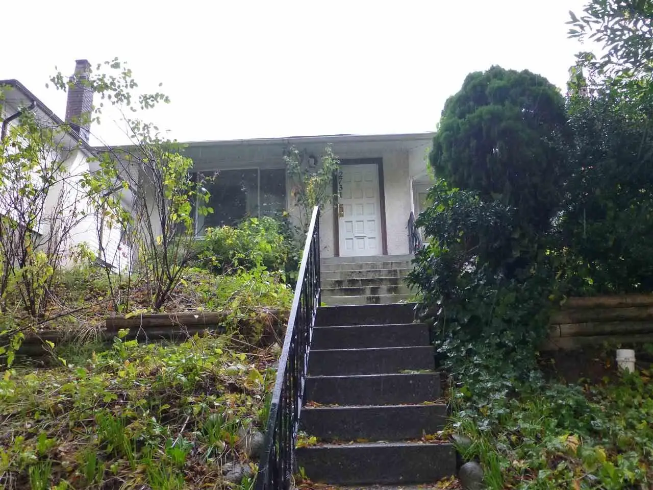2731 E BROADWAY, Vancouver BC V5M 1Y7