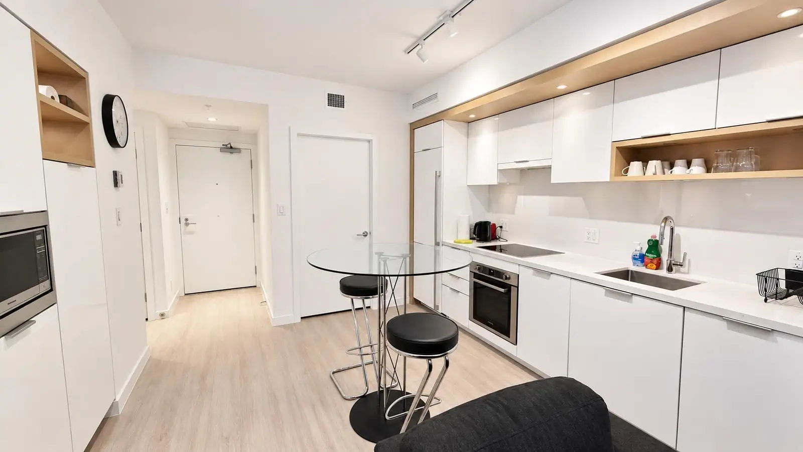 212 1661 QUEBEC STREET, Vancouver BC V6A 0H2