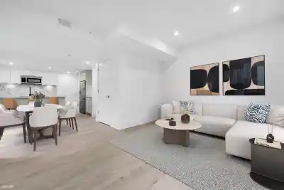 108 2085 E 1 AVENUE, Vancouver BC V5N 1B6