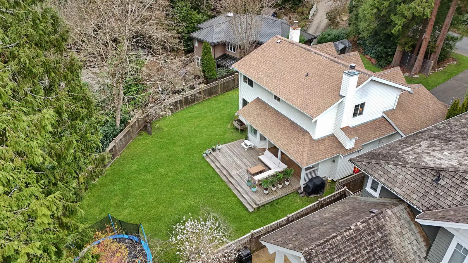 5636 MARINE DRIVE, West Vancouver BC V7W 2R6