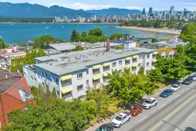 303 2469 CORNWALL AVENUE, Vancouver BC V6K 1B9