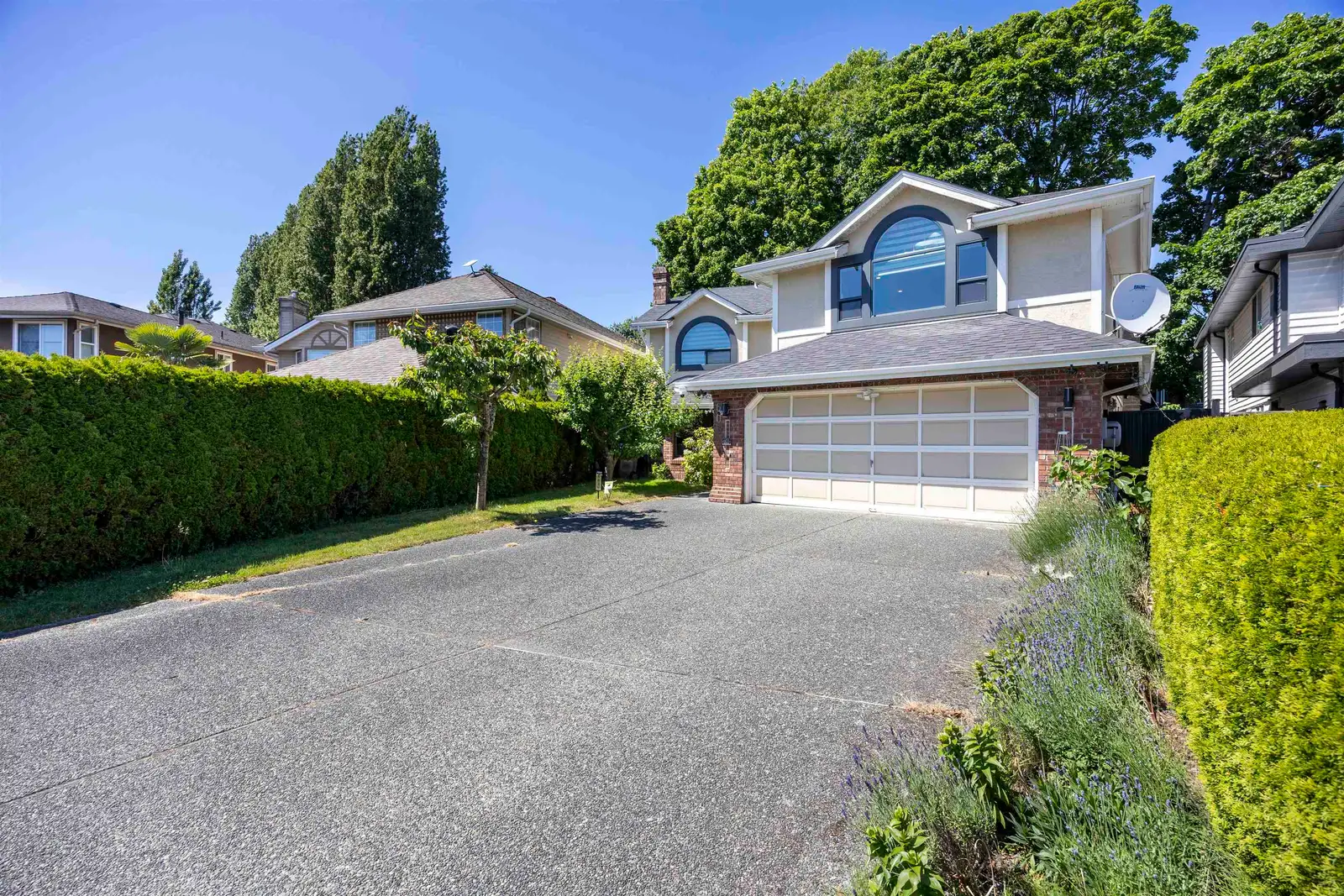 6031 LIVINGSTONE PLACE, Richmond BC V7C 5J6