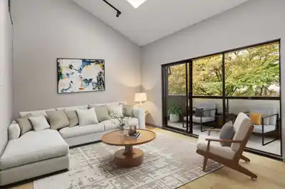 301 1930 W 3RD AVENUE, Vancouver BC V6J 1L1