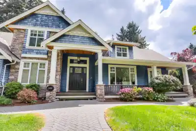 352 ST. JAMES CRESCENT, West Vancouver BC V7S 1J8