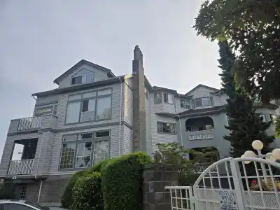 302 7651 ABERCROMBIE DRIVE, Richmond BC V6Y 3N3