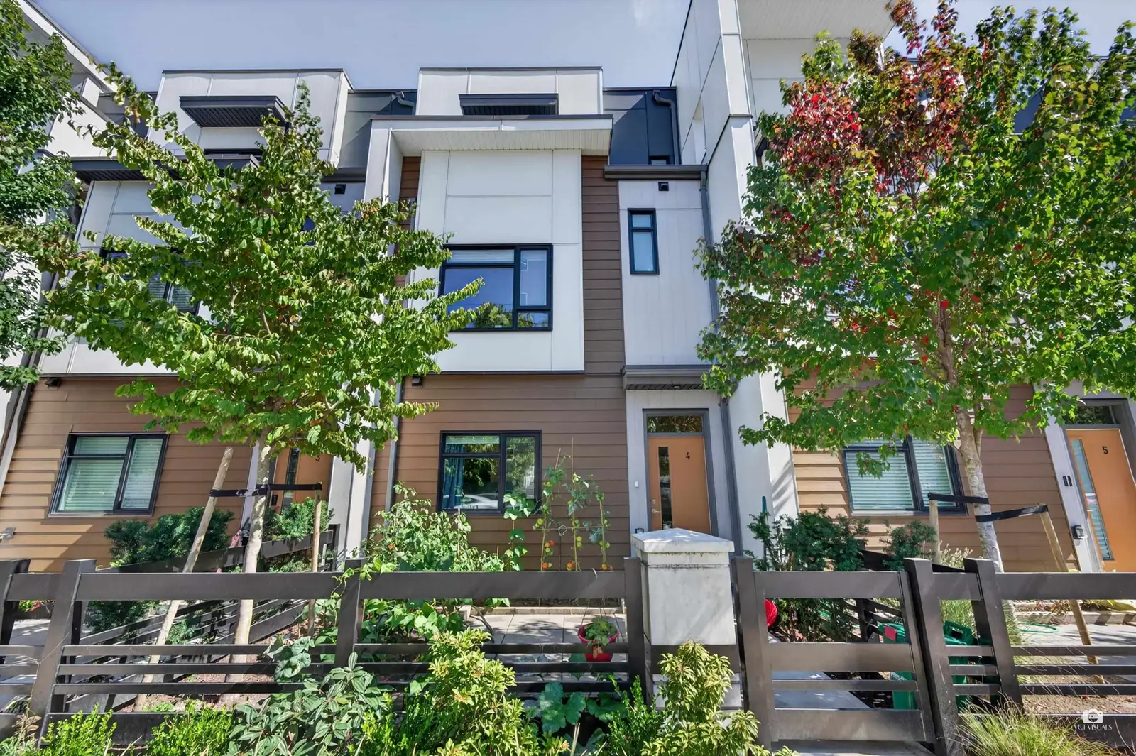 4 7580 NO. 1 ROAD, Richmond BC V7C 0G6
