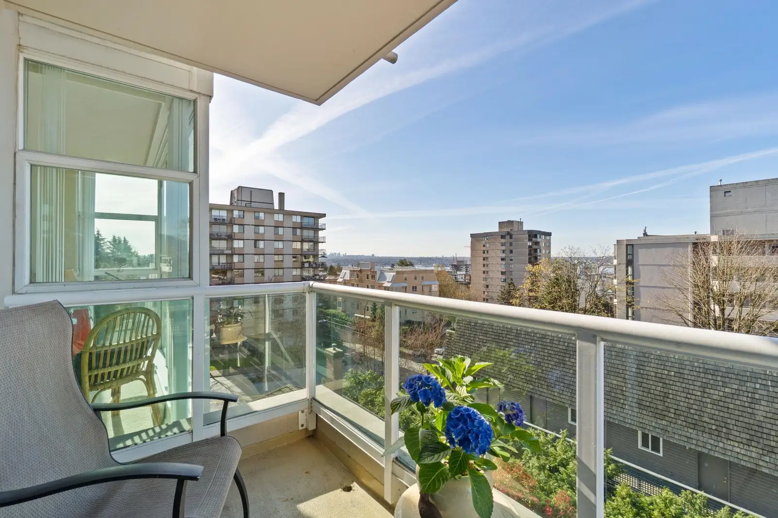 602 567 LONSDALE AVENUE, North Vancouver BC V7M 2G6