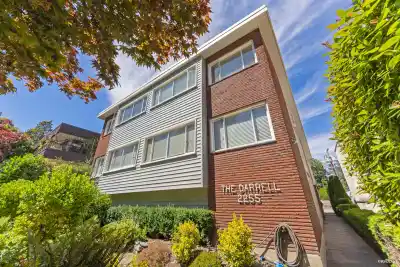 3 2255 W 40TH AVENUE, Vancouver BC V6M 1W7