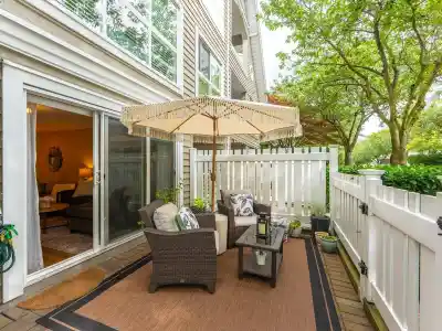 117 5900 DOVER CRESCENT, Richmond BC V7C 5R4