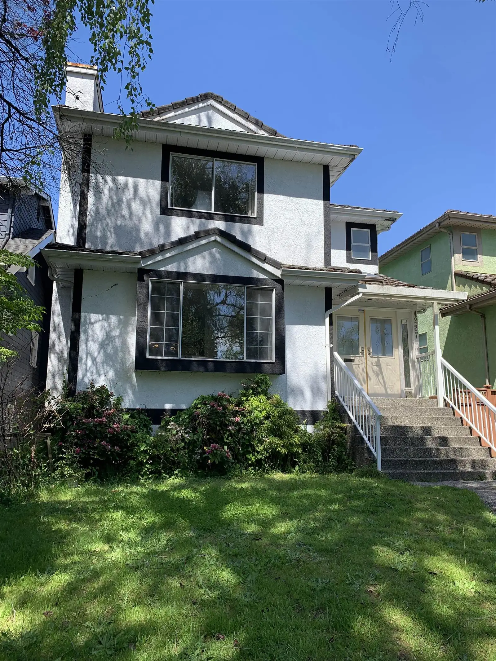 4227 W 14TH AVENUE, Vancouver BC V6R 2X7