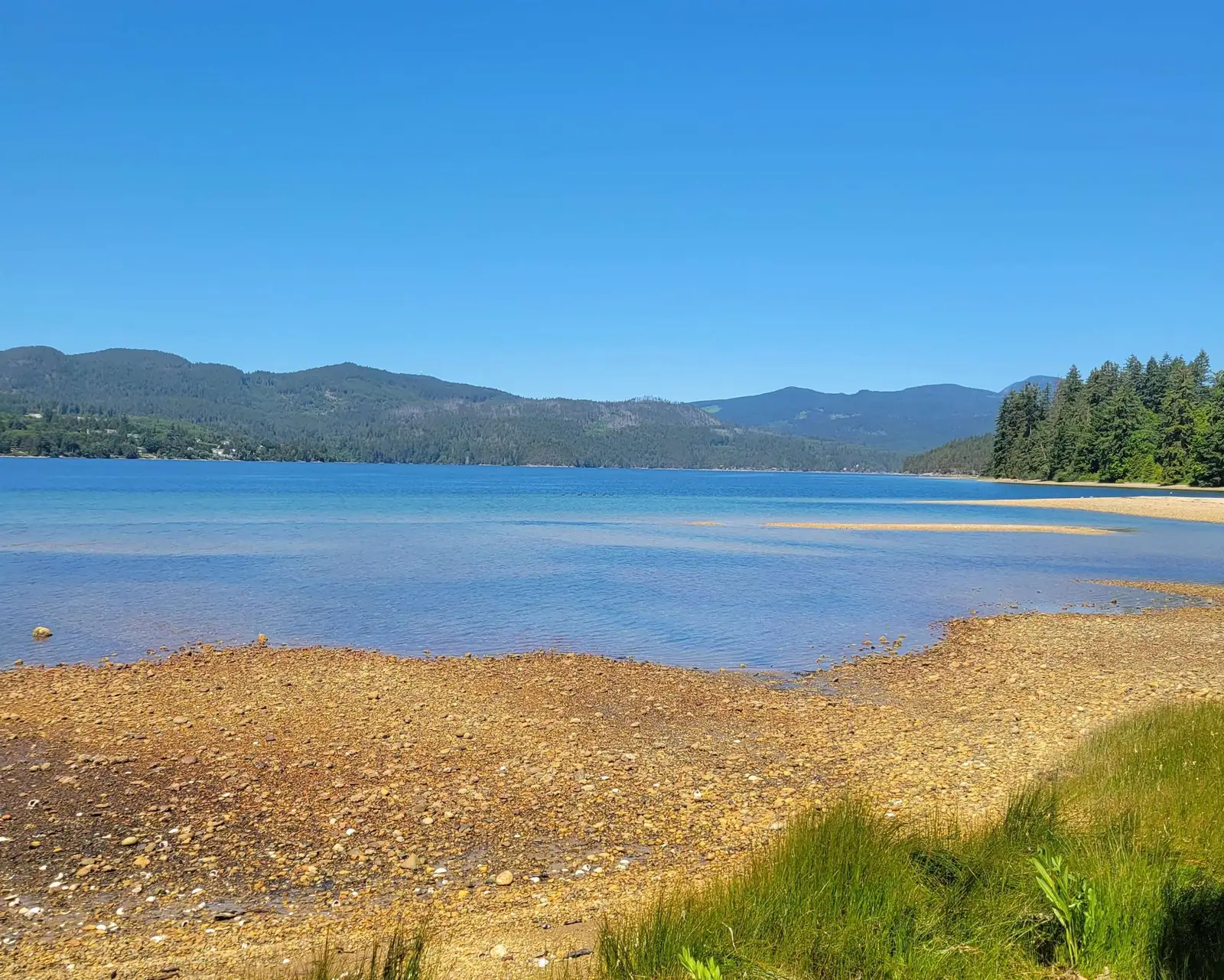 6279-6283 SECHELT INLET ROAD, Sechelt BC V7Z 0L3
