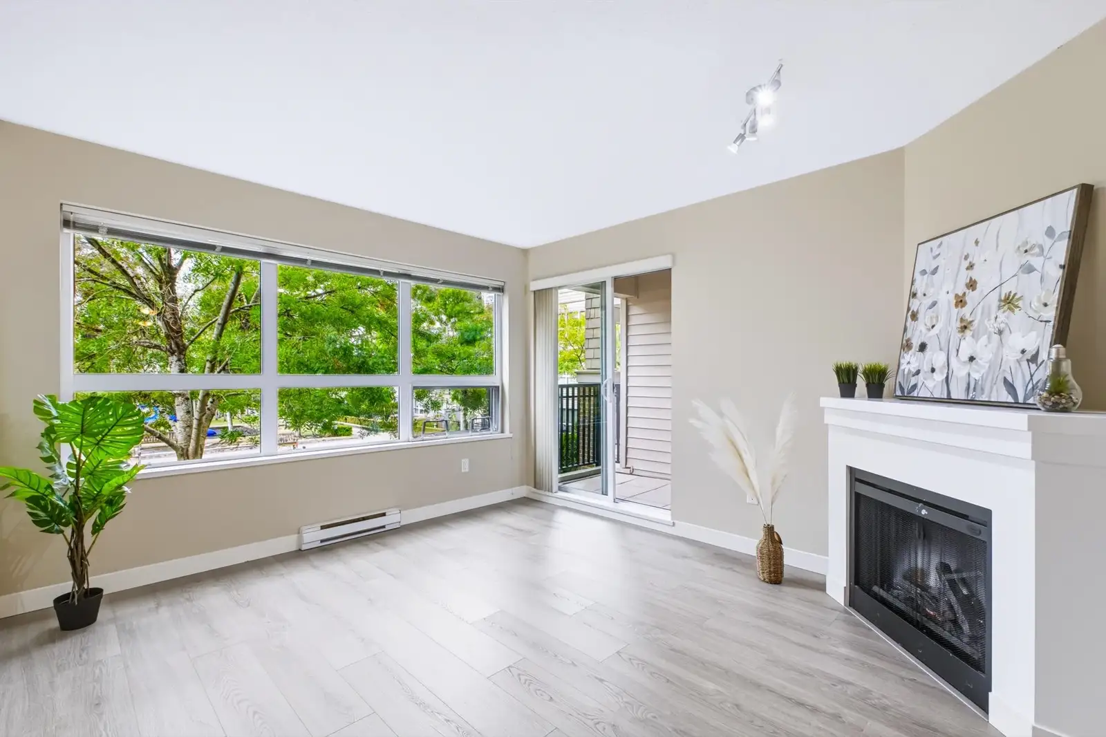 209 8600 PARK ROAD, Richmond BC V6Y 0C3
