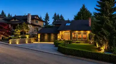2023 HILL DRIVE, North Vancouver BC V7H 2N1