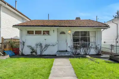5092 MAIN STREET, Vancouver BC V5W 2R3