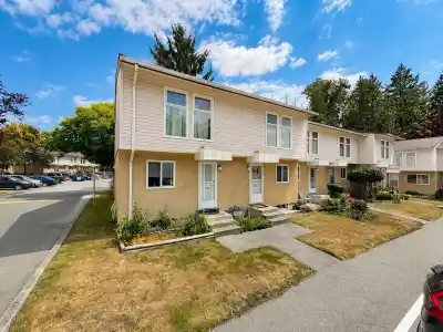6878 ARLINGTON STREET, Vancouver BC V5S 3N9