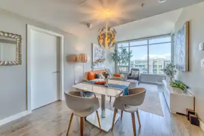1808 6188 NO. 3 ROAD, Richmond BC V6Y 0J3