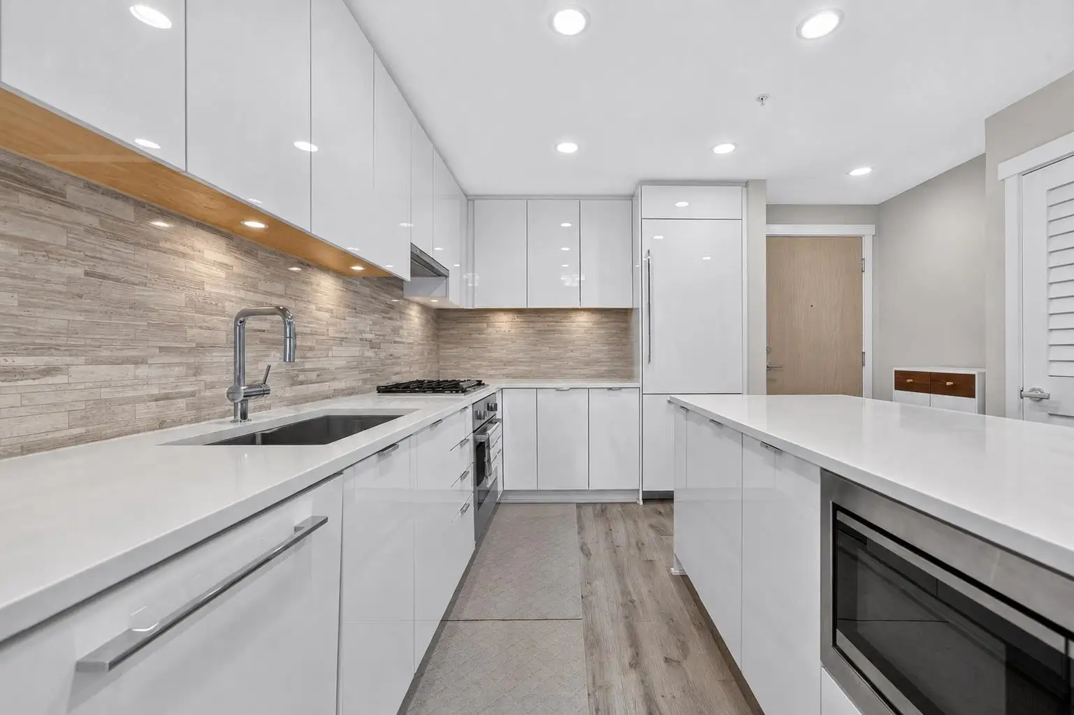307 9233 ODLIN ROAD, Richmond BC V6X 0V4