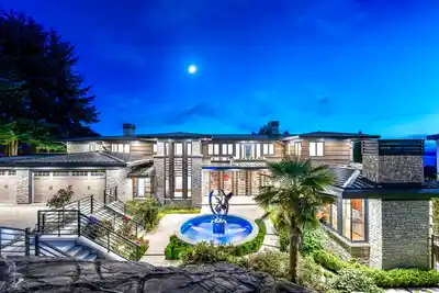 1036 EYREMOUNT DRIVE, West Vancouver BC V7S 2B3
