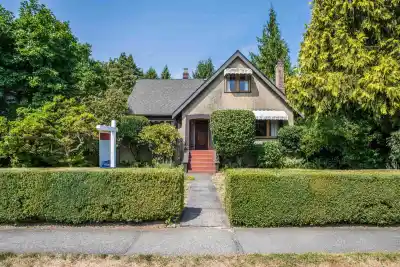 6857 LABURNUM STREET, Vancouver BC V6P 5M8