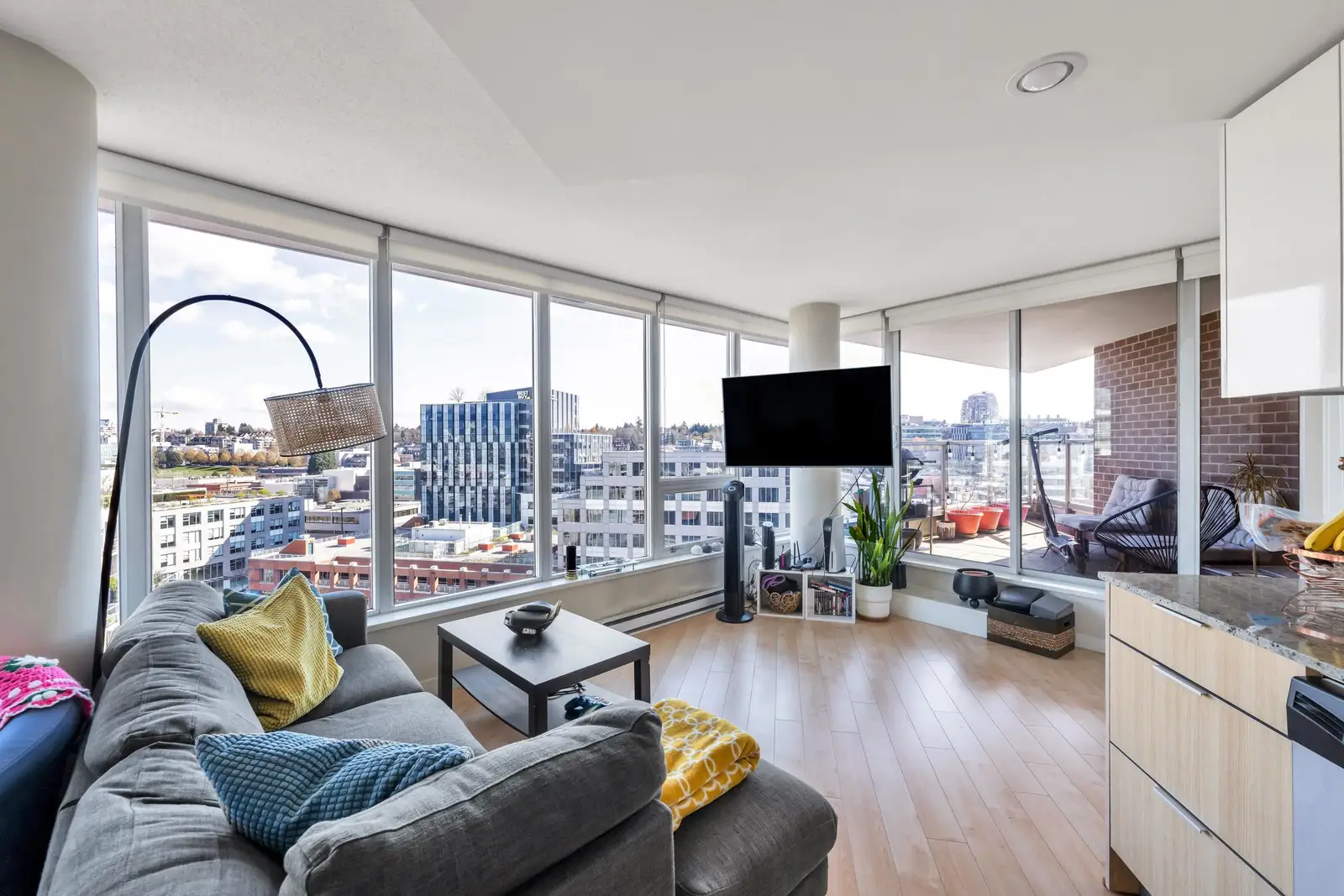 1209 445 W 2ND AVENUE, Vancouver BC V5Y 0E8