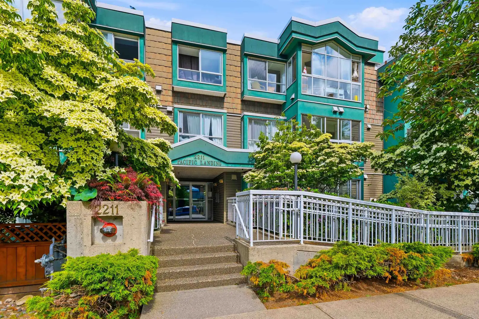 408 2211 WALL STREET, Vancouver BC V6L 1G4