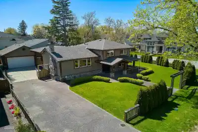 3600 RAYMOND AVENUE, Richmond BC V7E 1B1